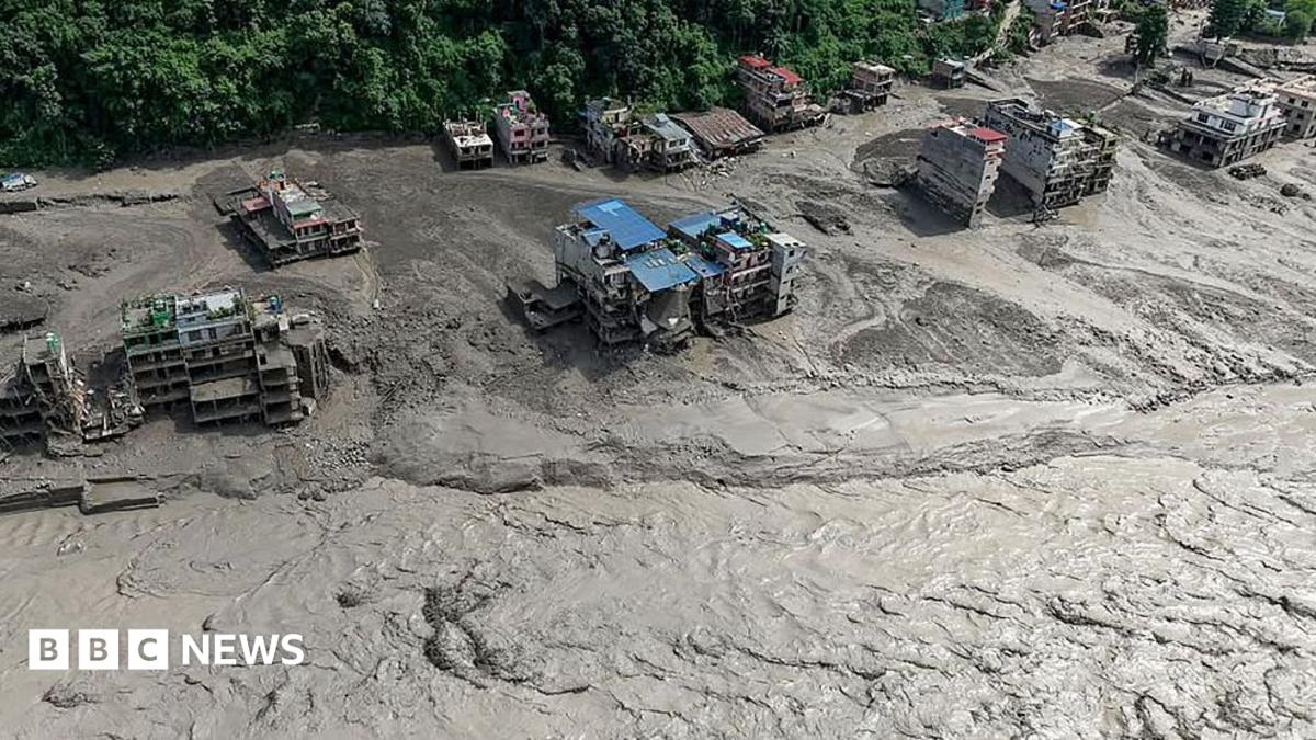 Hundreds missing after Nepal flash flood hits Tibet border