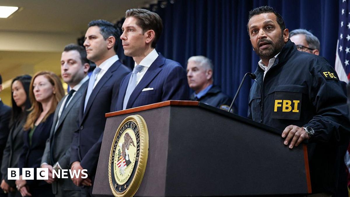 Live updates: NBA stars Chauncey Billups and Terry Rozier arrested in illegal sports betting bust thumbnail