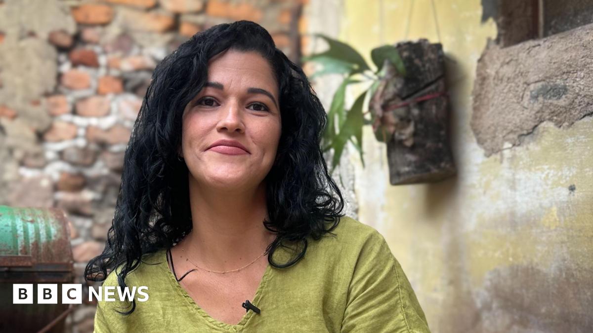 Cuba's mothers-to-be prepare to give birth in a country plunged into darkness