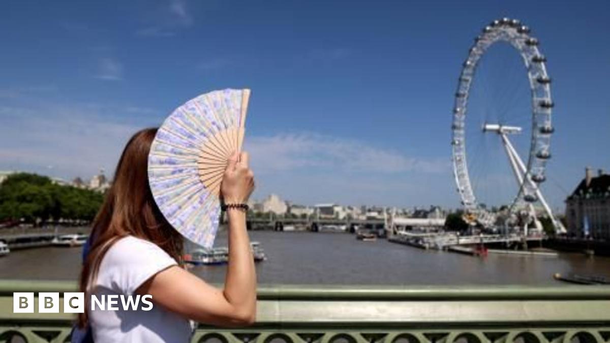 Heat health alerts for England as experts warn of 'significant' water shortfalls