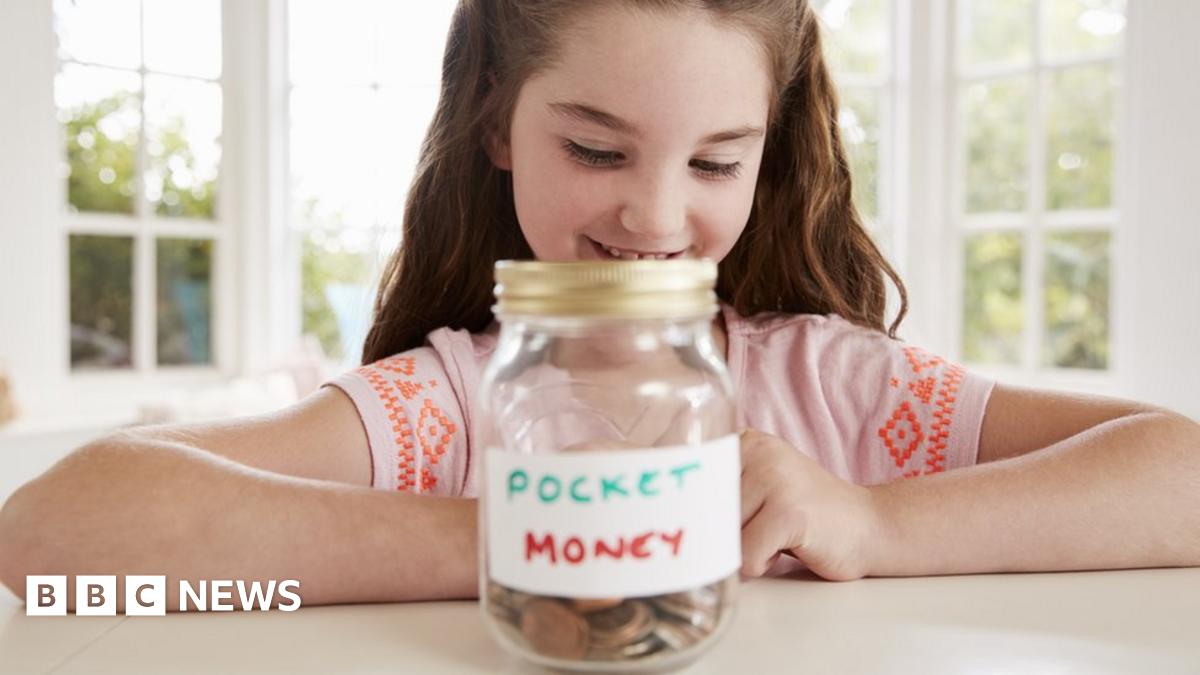 How much pocket money should we give our kids? - BBC News