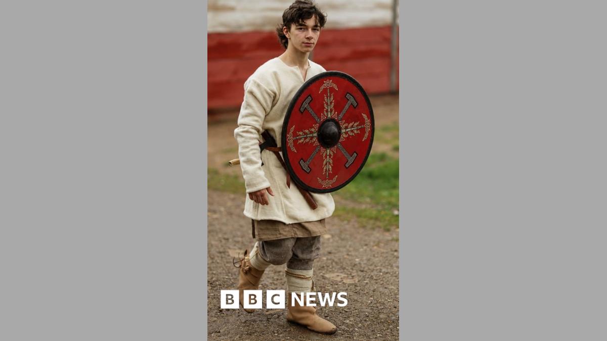 Viking re-enactor prepares to walk 100 miles in Viking clothing