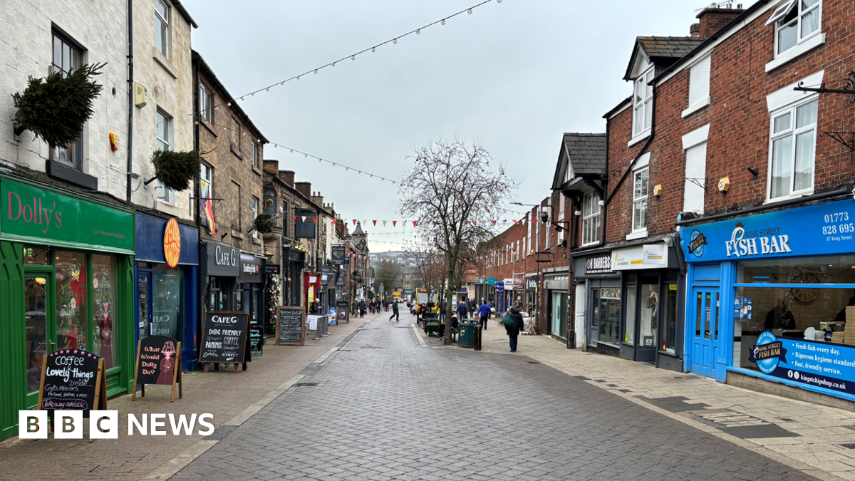 Award-winning High Street in Belper now struggling, traders say - BBC News
