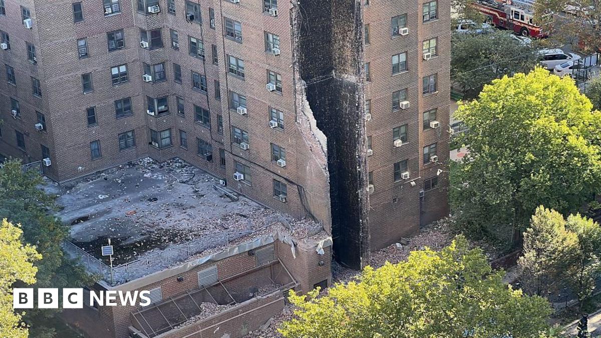 Chunk of New York apartment building collapses in possible explosion