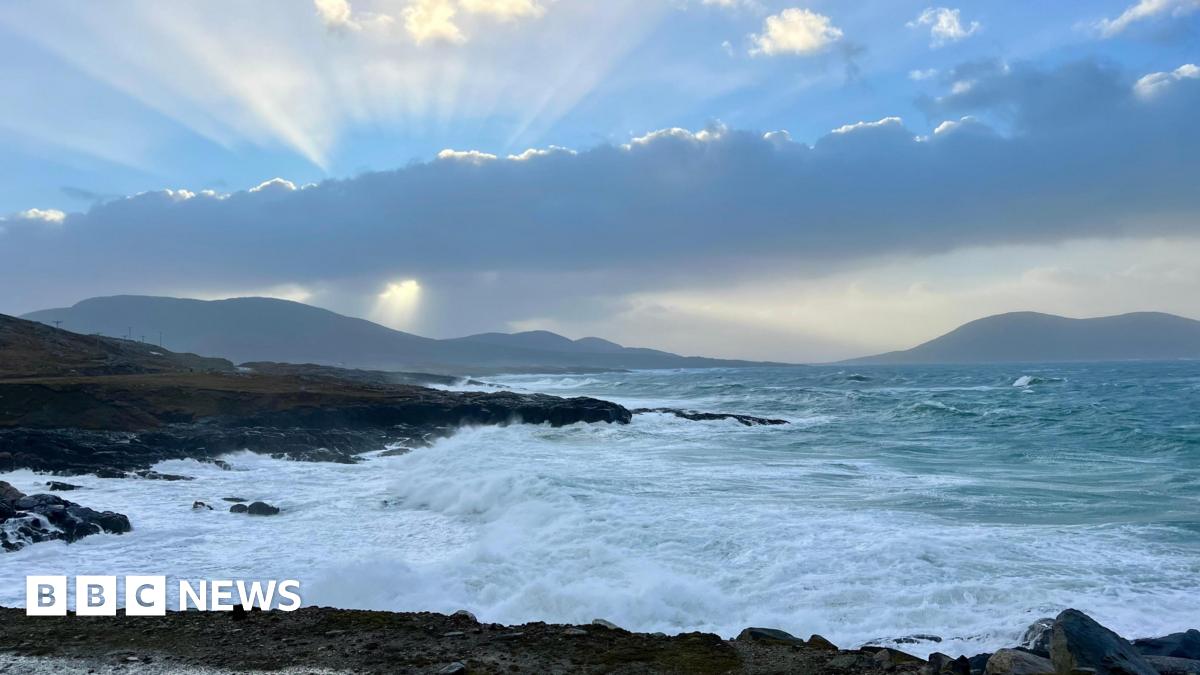 Island ferries and flights disrupted by high winds