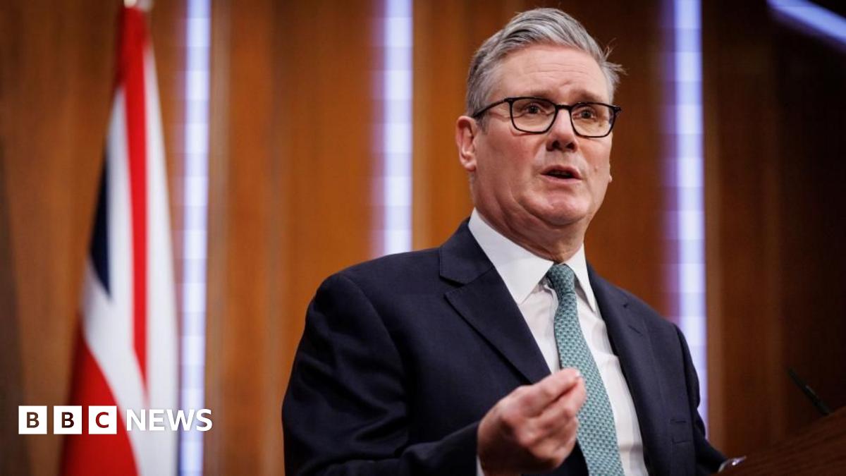 Starmer set to face Badenoch at Prime Minister's Questions