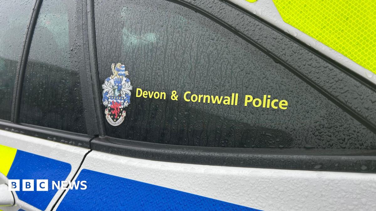 'Unknown device' find in Plymouth sparks 100m cordon
