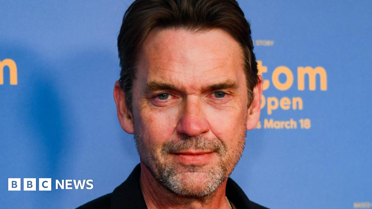 Actor Dougray Scott to lead New York Tartan Day parade BBC News(02)