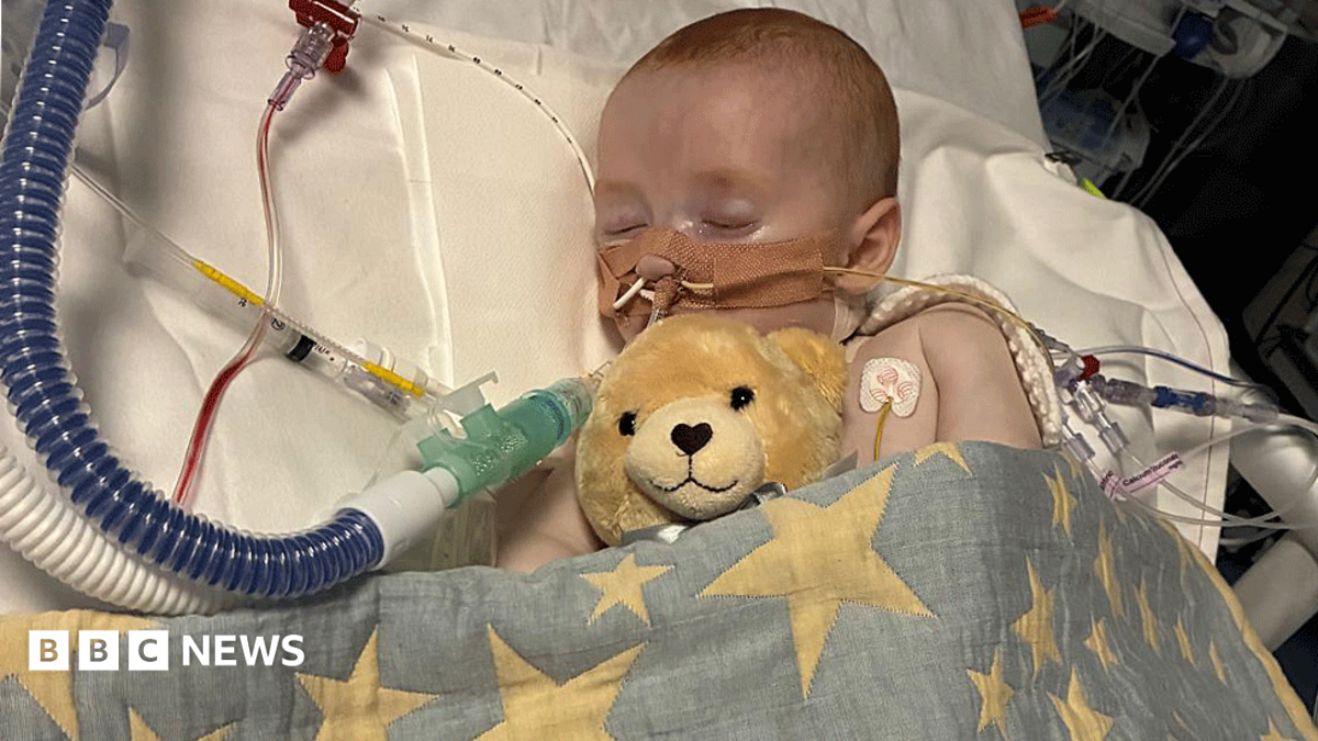 Baby awaiting heart transplant 'just needs a bed' for lifesaving treatment