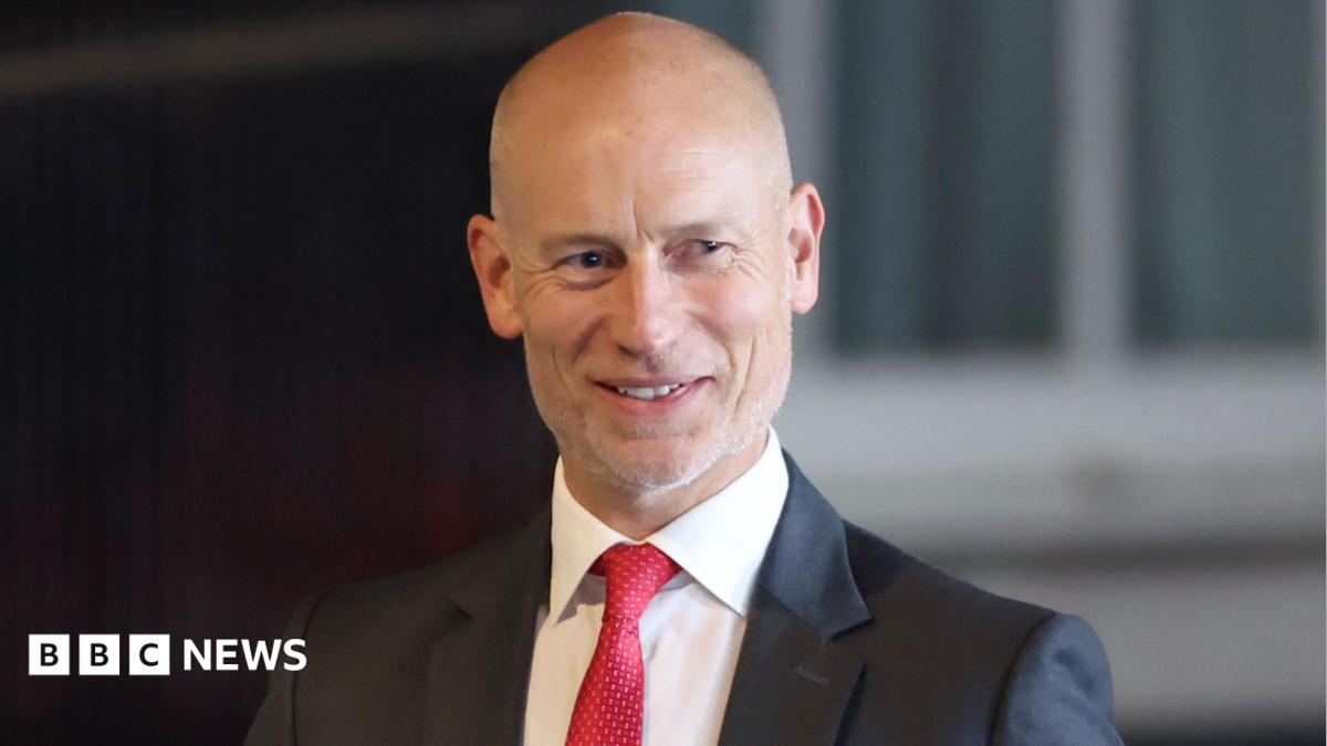 Former Labour leader's son Stephen Kinnock becomes new Welsh secretary