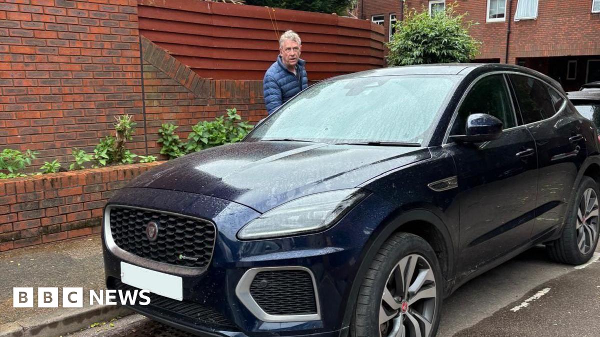 London couple used Apple AirTag to retrieve stolen Jaguar car