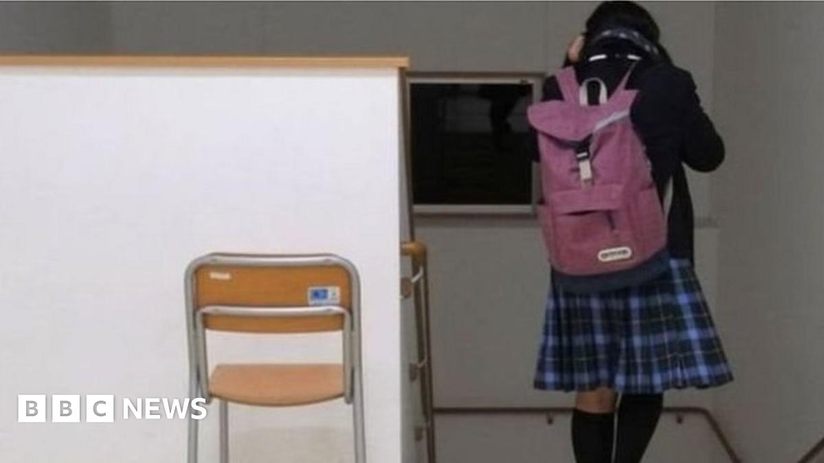 Inquiry after India students stripped for punishment - BBC News