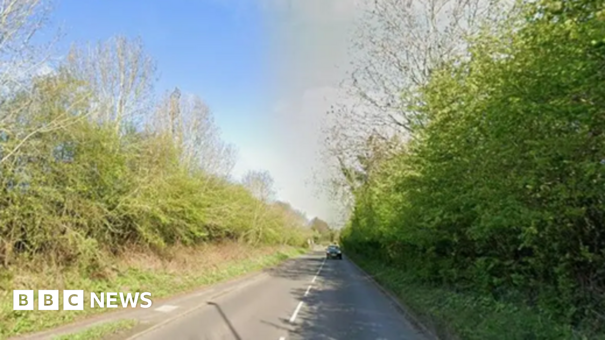 Motorcycle rider, 28, dies in wall crash near Belper