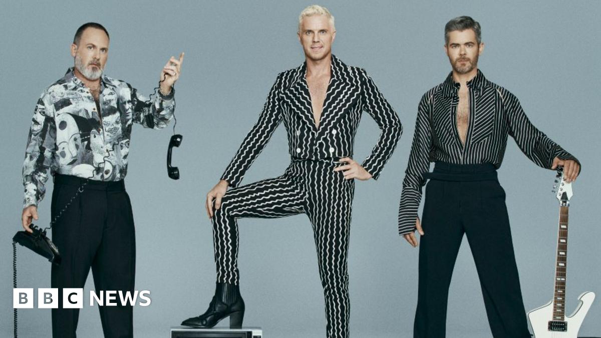 JAKE SHEARS 写真集  Scissor Sisters 輸入洋書 Scissor Sisters - Scissor Sisters - Amazon.com Music