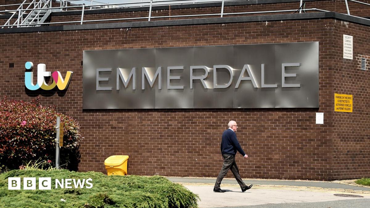 
                            ITV in talks to sell television business to Sky