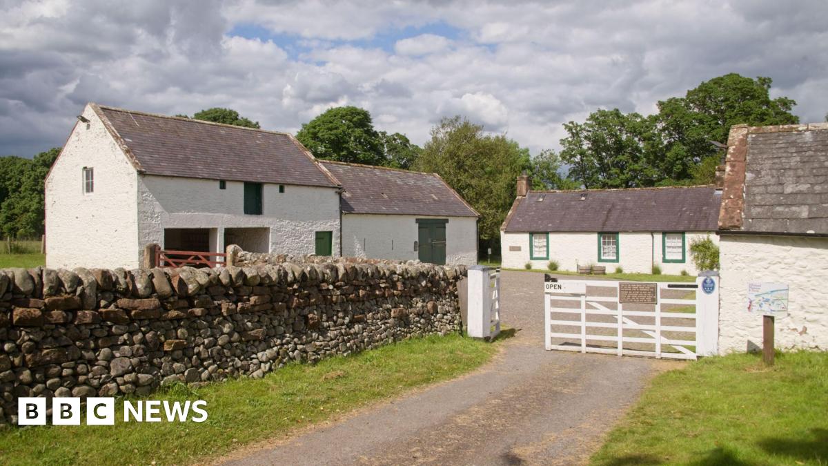 bbc.co.uk - Trees planted by Robert Burns found on his Dumfries farm
