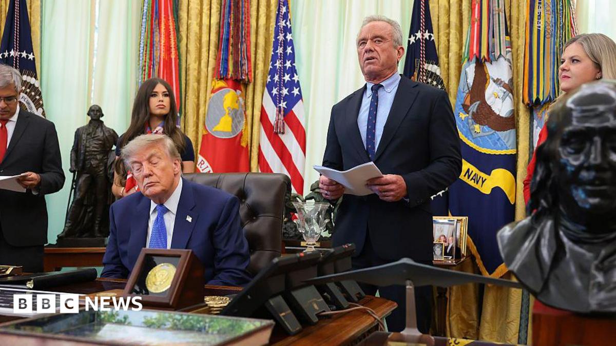 Trump signs order to limit and split childhood vaccines