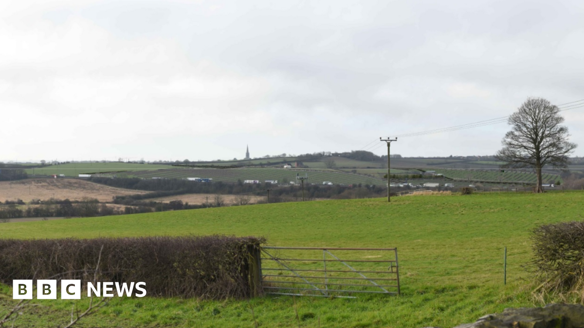 bbc.co.uk - Tony Gardner - Wakfield solar farm given approval despite objections