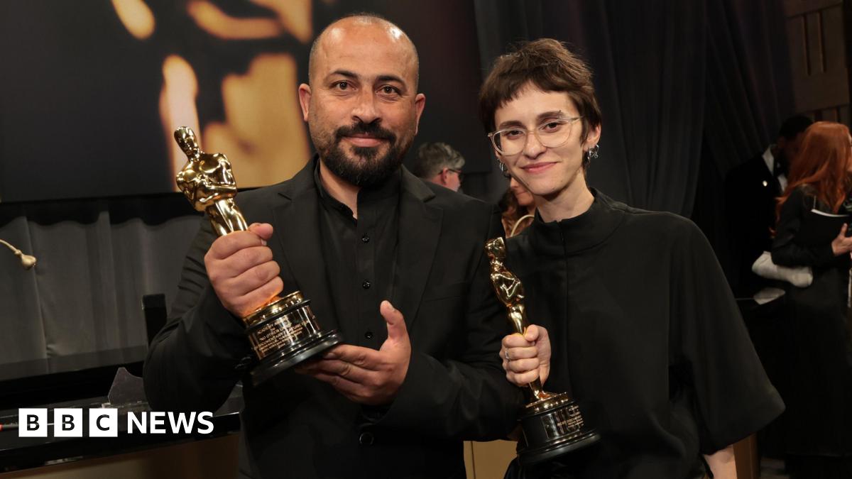 Hamdan Ballal and Rachel Szor, winners of the Best Documentary Feature Film for "No Other Land", attend the 97th Annual Oscars Governors Ball at Ovation Hollywood Complex on March 02, 2025