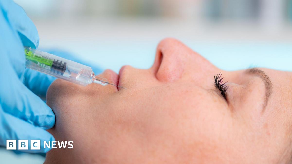 
                            Warning over cosmetic face fillers as scans reveal new details of risks