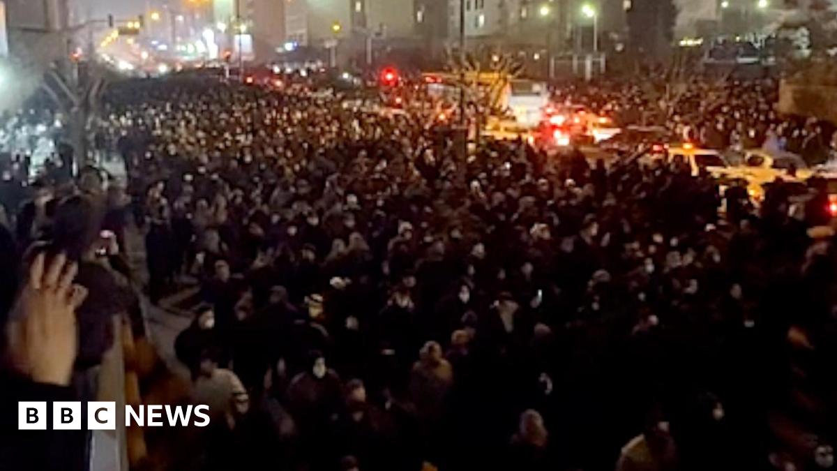 
                            Iran protests: BBC hears from families of demonstrators killed in crackdown