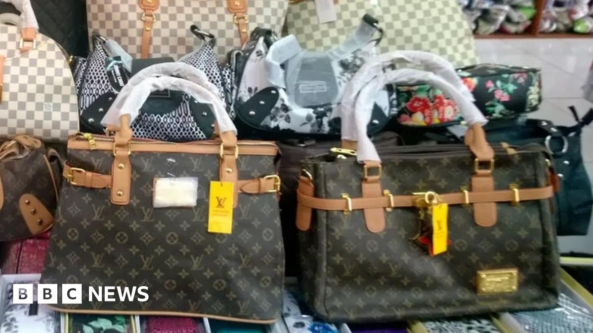 Replica wallets uk hot sale