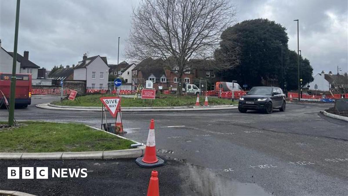 Third Dutch-style roundabout in UK set to open in Chichester