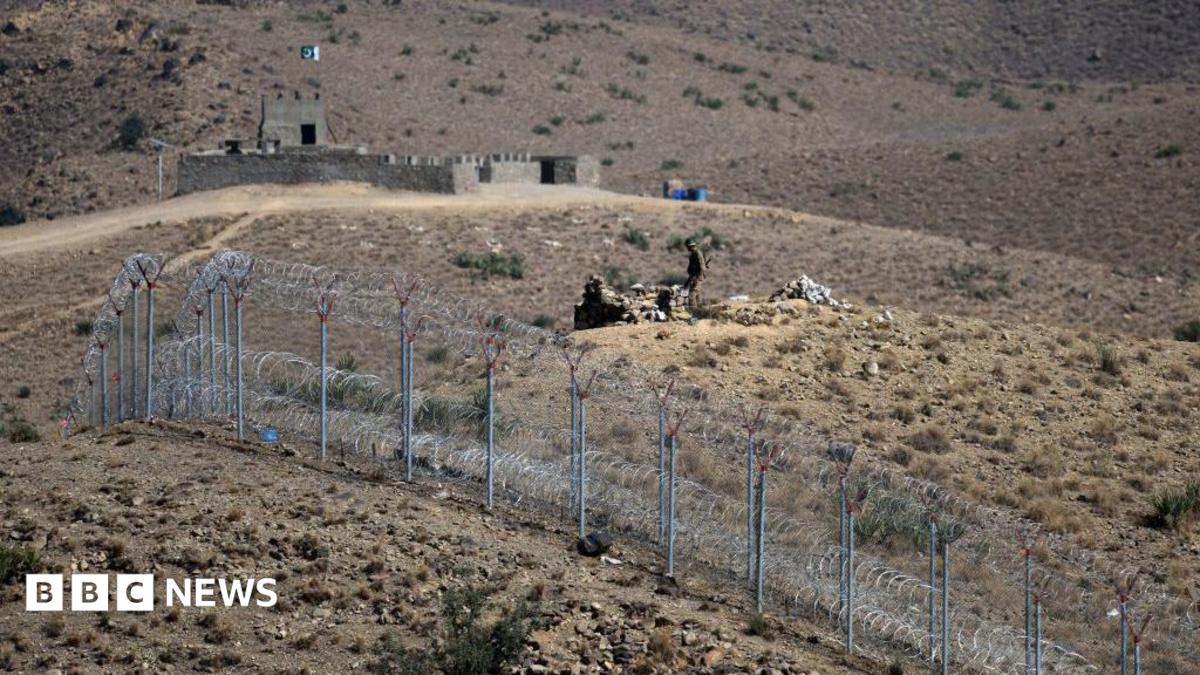 Pakistan air strikes in Afghanistan kill 26 as tensions re-ignites