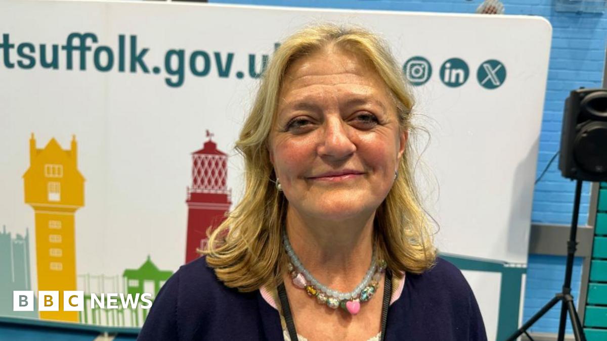 Позиция одной женщины из Саффолка против пяти политических партий