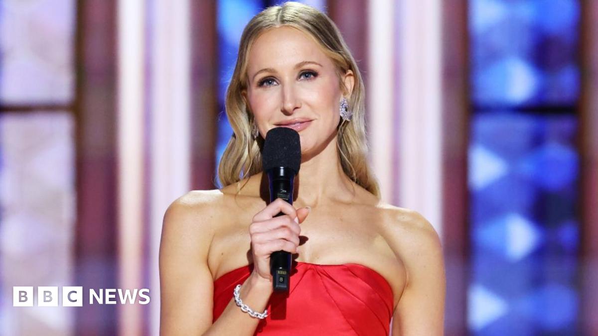 Nikki Glaser The host's best jokes from the Golden Globes BBC News