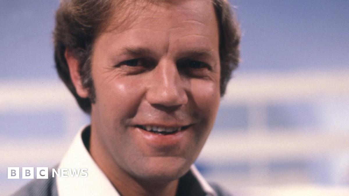 Brian Cant, Play School presenter, dies at 83