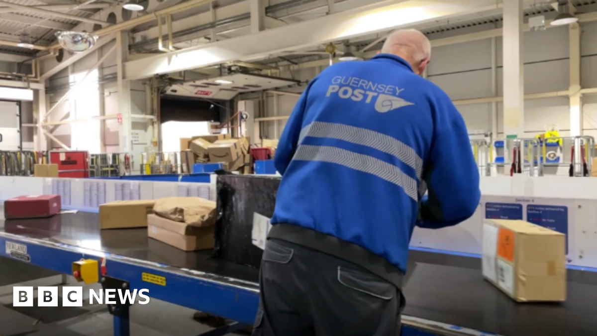 Guernsey Post resumes US parcel service  www.bbc.co.uk