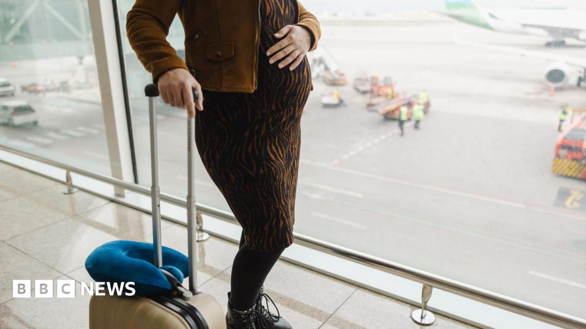 What is birthright citizenship and how common is birth tourism in the US?