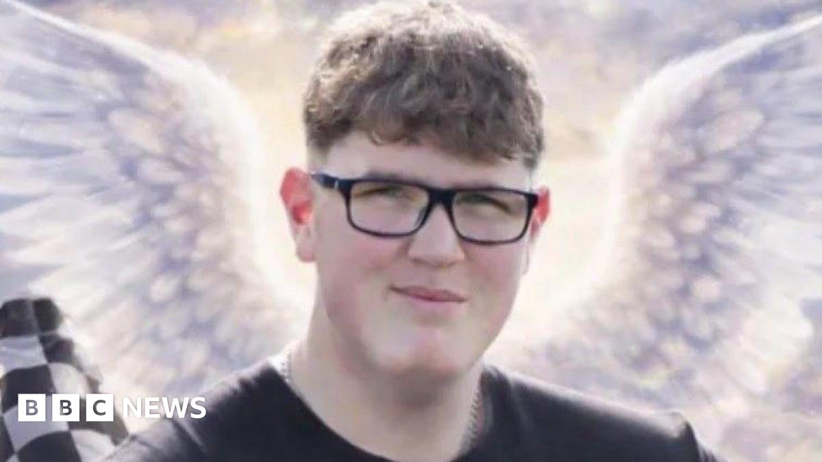 
                            Family's 'unimaginable' ordeal after crash ID error