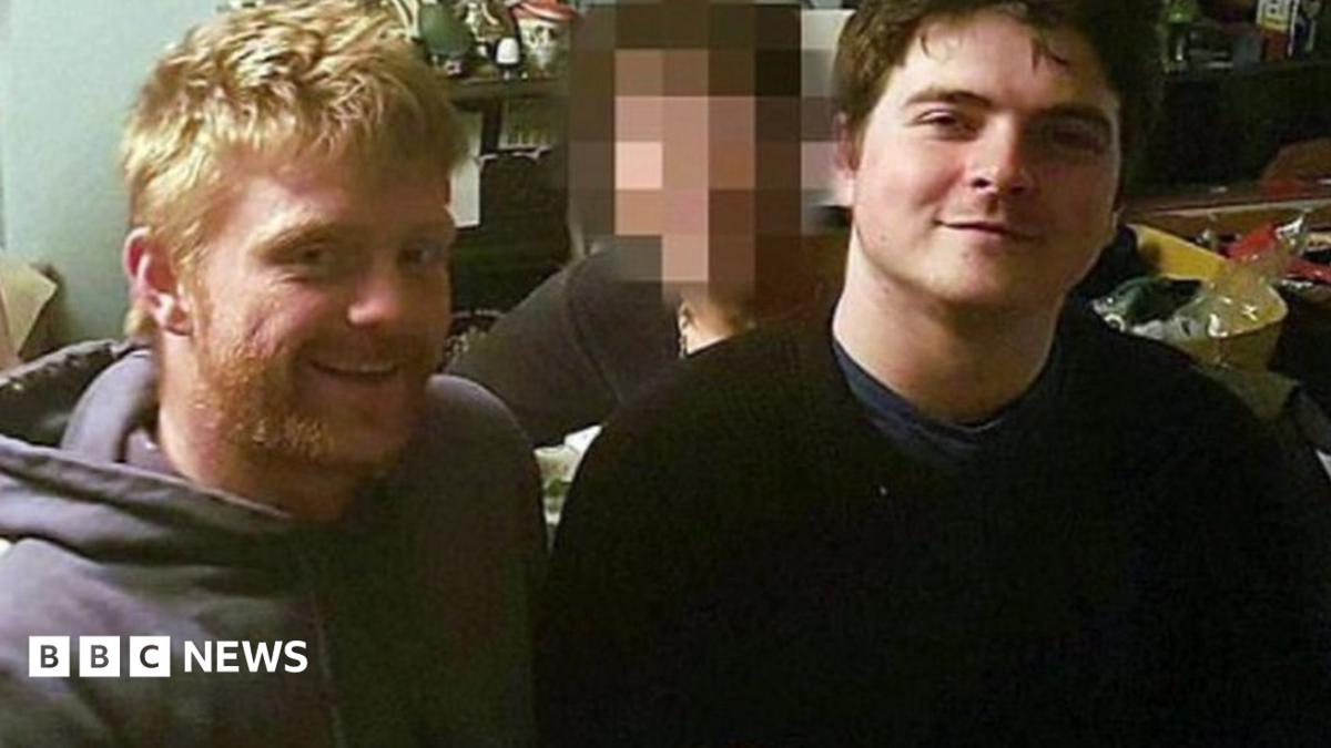 Brothers killed by 'freak waves' on holiday in Cornwall - BBC News