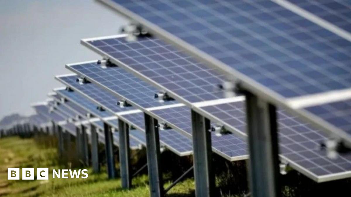 bbc.co.uk - Ivan Morris Poxton - Solar farm plans near Stallingborough approved despite objections