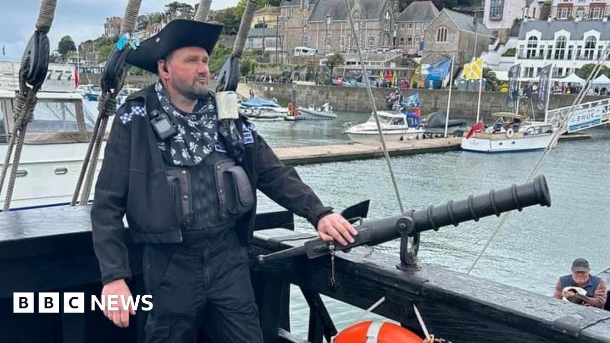 Police prepare for crowds at busy Brixham Pirate Festival