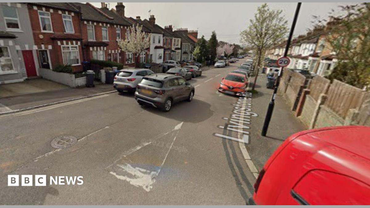 Man dies after street fight stabbing in Thornton Heath