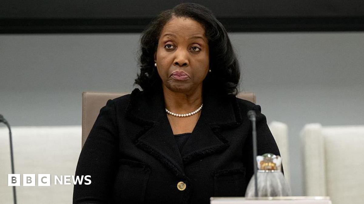 Supreme Court rules Lisa Cook can stay in Federal Reserve role for now