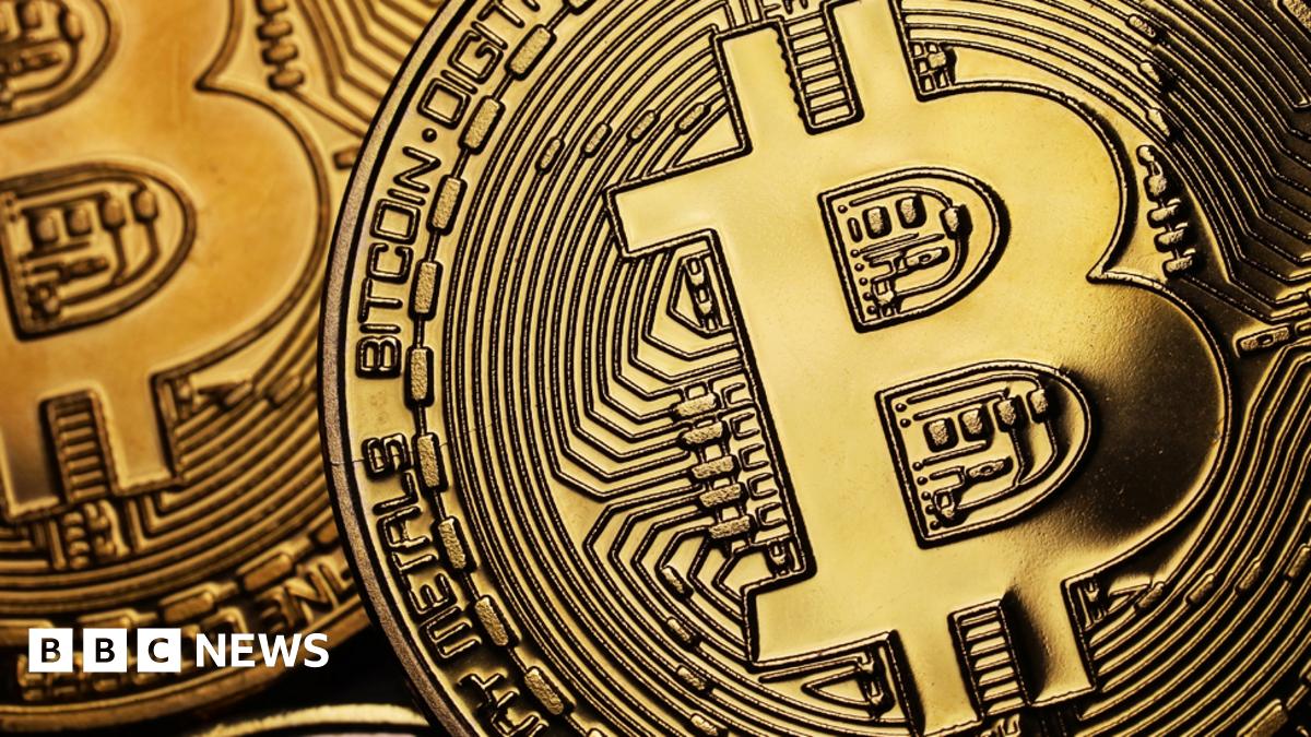 Bitcoin crosses $10,000 milestone - BBC News