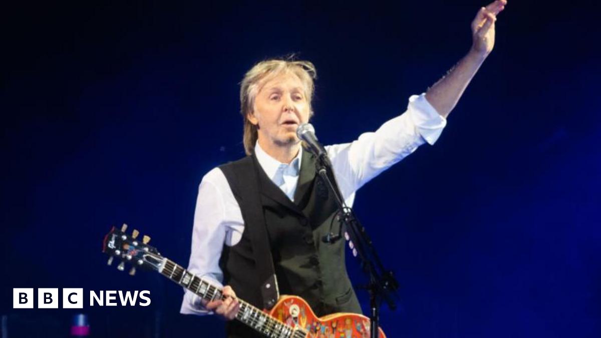 Sir Paul McCartney first UK billionaire musician BBC News(00)