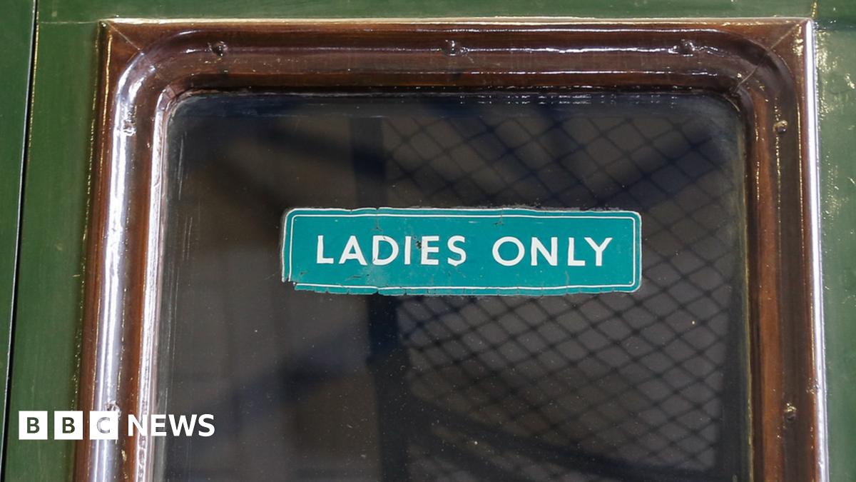 Ladies Only sign on Southern Railway 4-sub S8143S