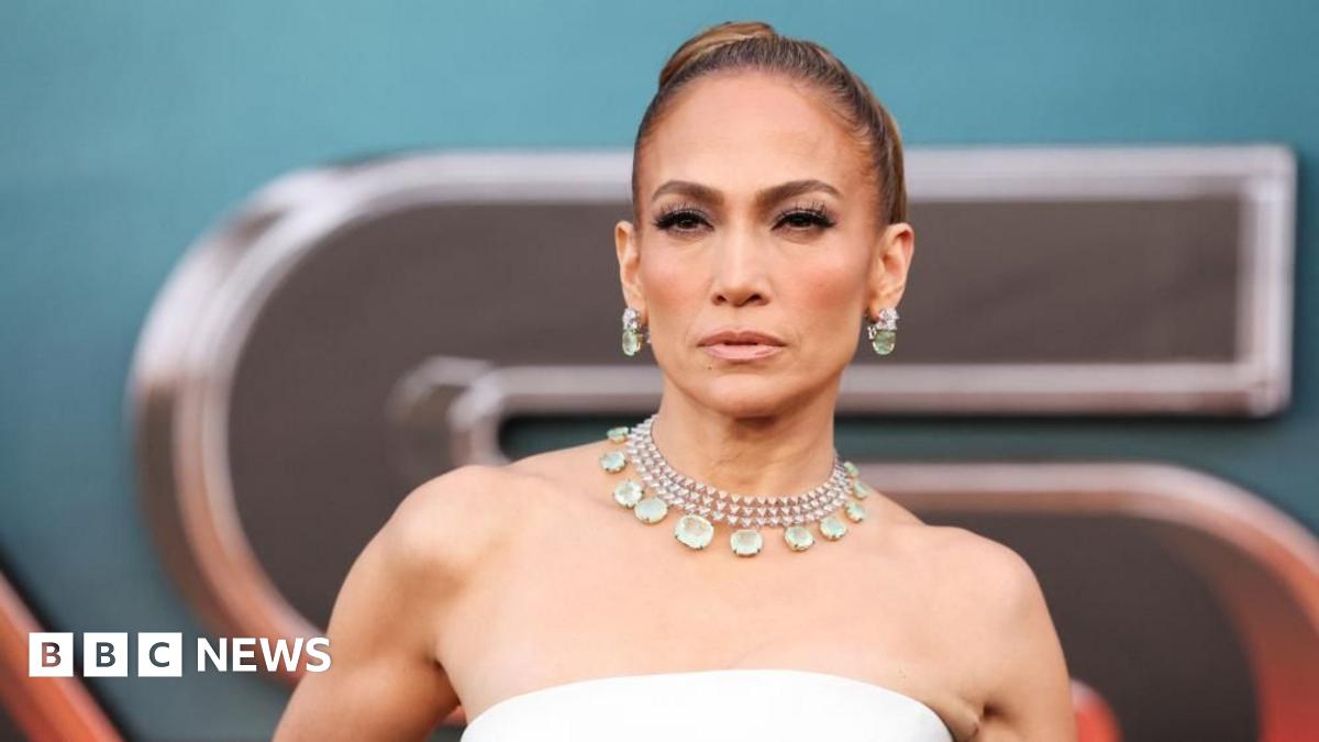 Jennifer Lopez 'Heartsick' singer cancels US tour to spend time with
