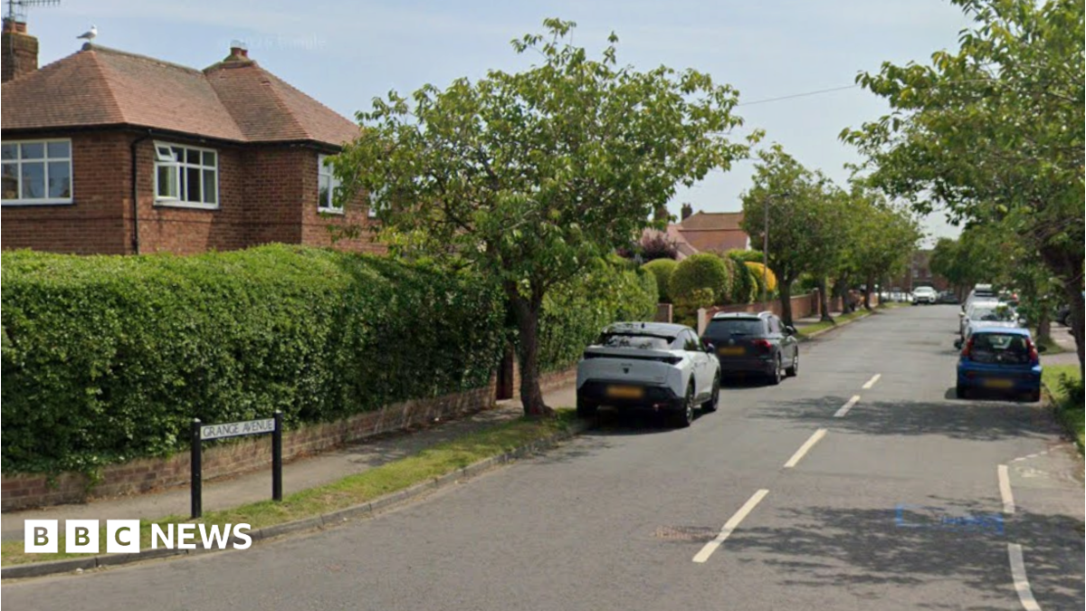 bbc.co.uk - Four people arrested after car rammed into Filey house
