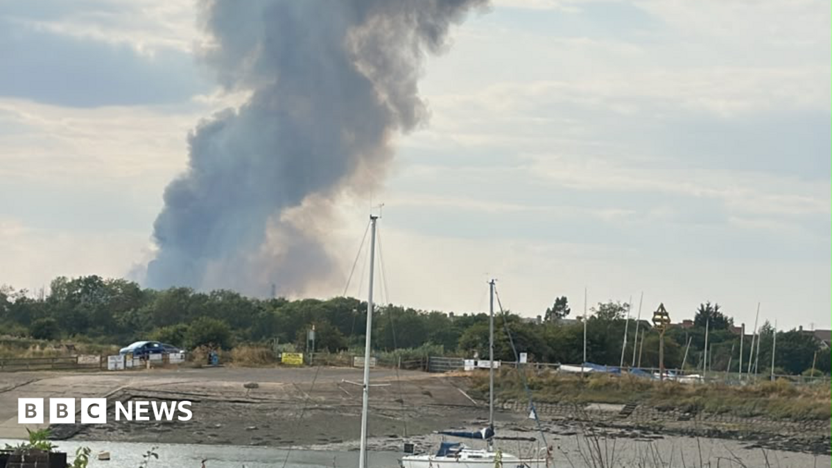 Firefighters tackling large industrial unit blaze