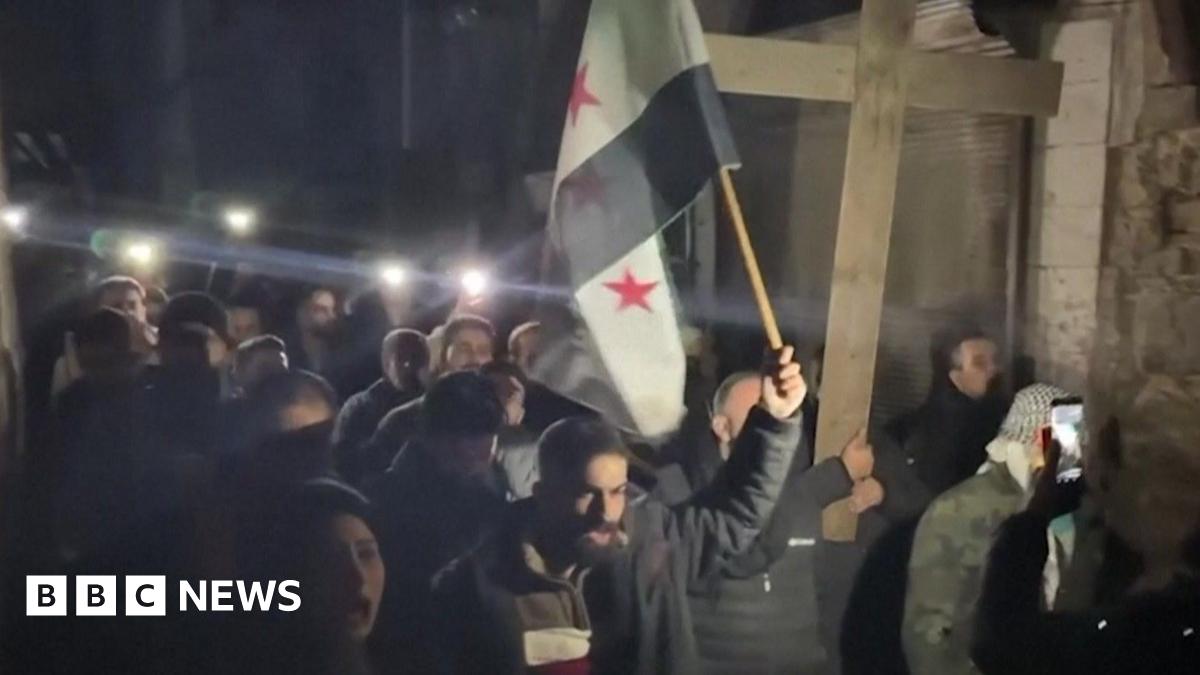 Protest erupt in Syria after Christmas tree set alight