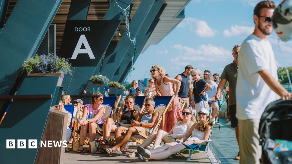 bbc.co.uk - London's alternative screenings for England's World Cup clash