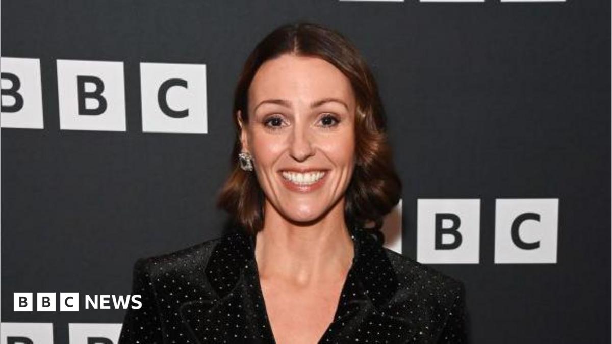 bbc.co.uk - Chloe Aslett - Suranne Jones awarded honorary degree by University of York