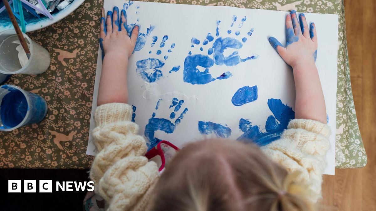 Australian kindergarten asks parents to pay thousands for their children's art