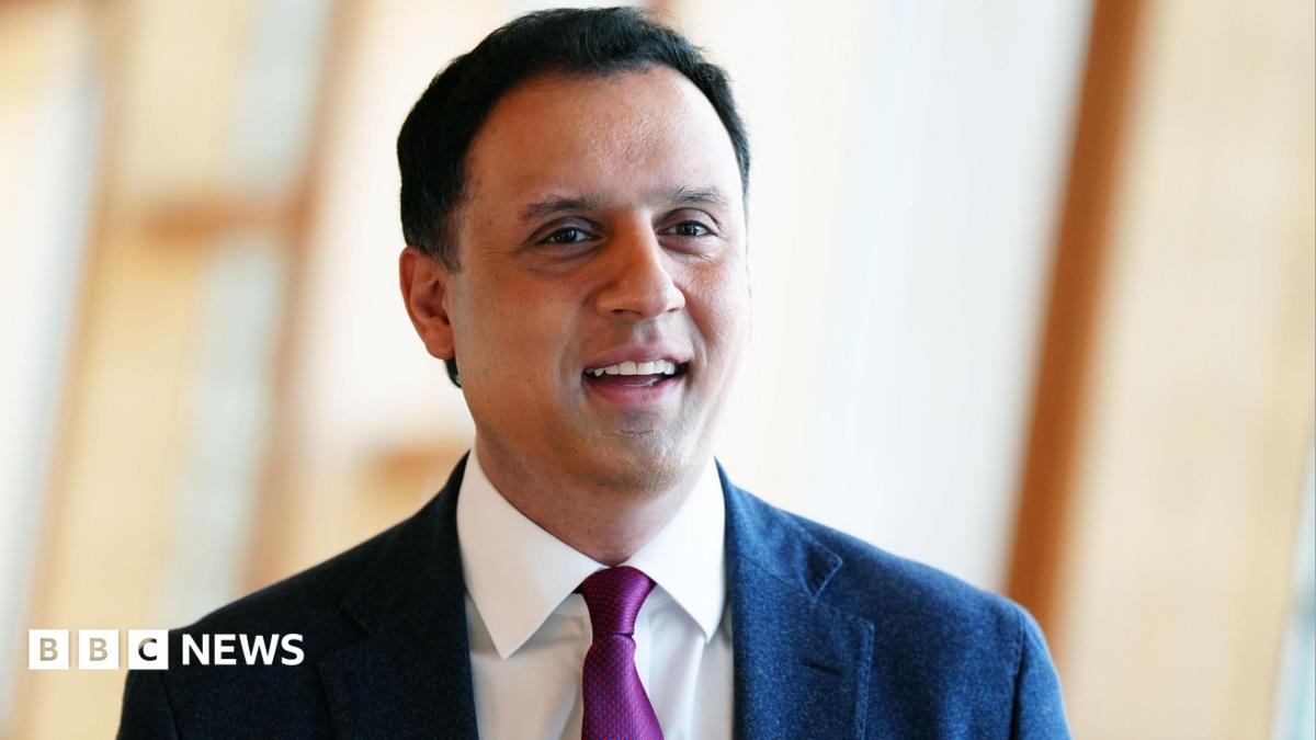 Sarwar stands by call for Lords to be abolished despite accepting peerage
